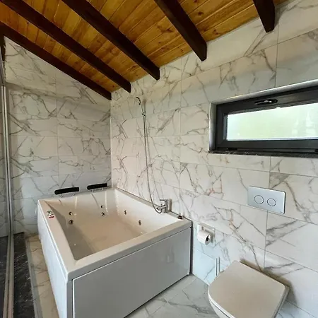 Villa Ugurlu Konaklari